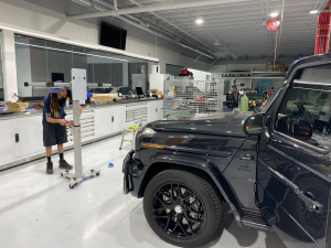 High Vision Auto Glass LLC - Logo