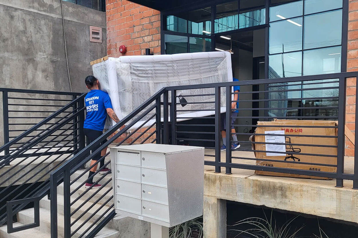 911 Houston Movers - Business Photo